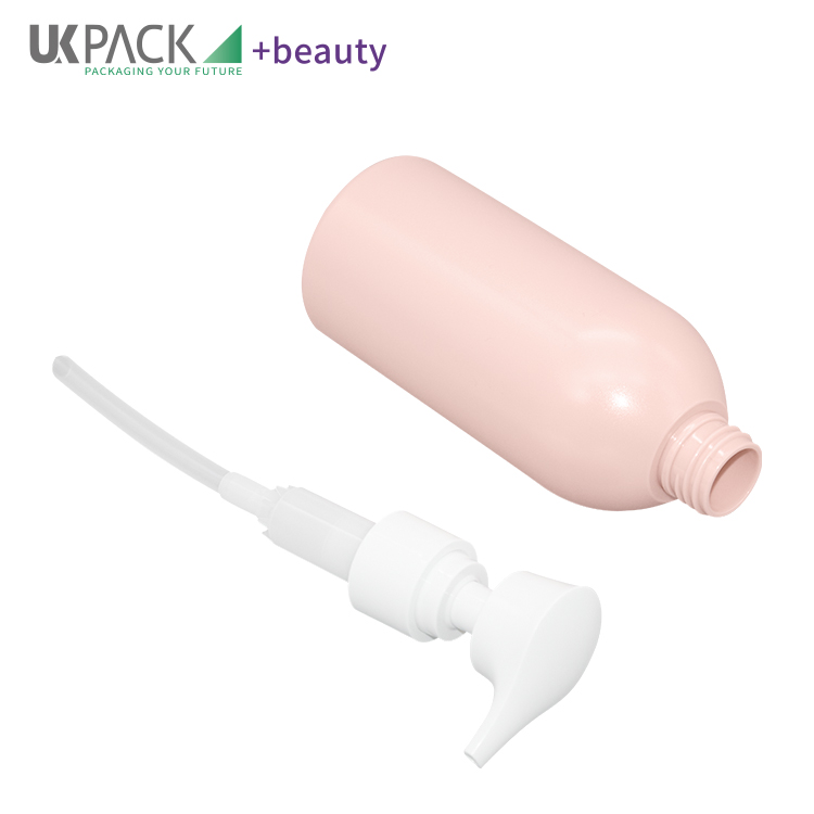 Smooth PET Round Shoulders Cosmetic Lotion Bottle With 2.8cc 240ml 300ml