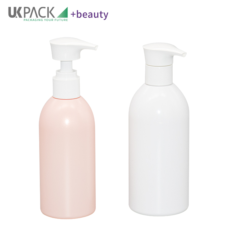 Smooth PET Round Shoulders Cosmetic Lotion Bottle With 2.8cc 240ml 300ml