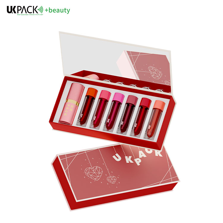 5ml PET lip balm Bottle  Replaceable lip balm bottle Custom Cosmetic Packaging