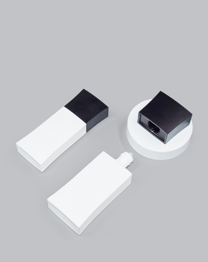 30ml / 50ml PE Customized Color And Logo Square Shape Sunscreen Hand Cream Lotion Bottle UKL33D 8